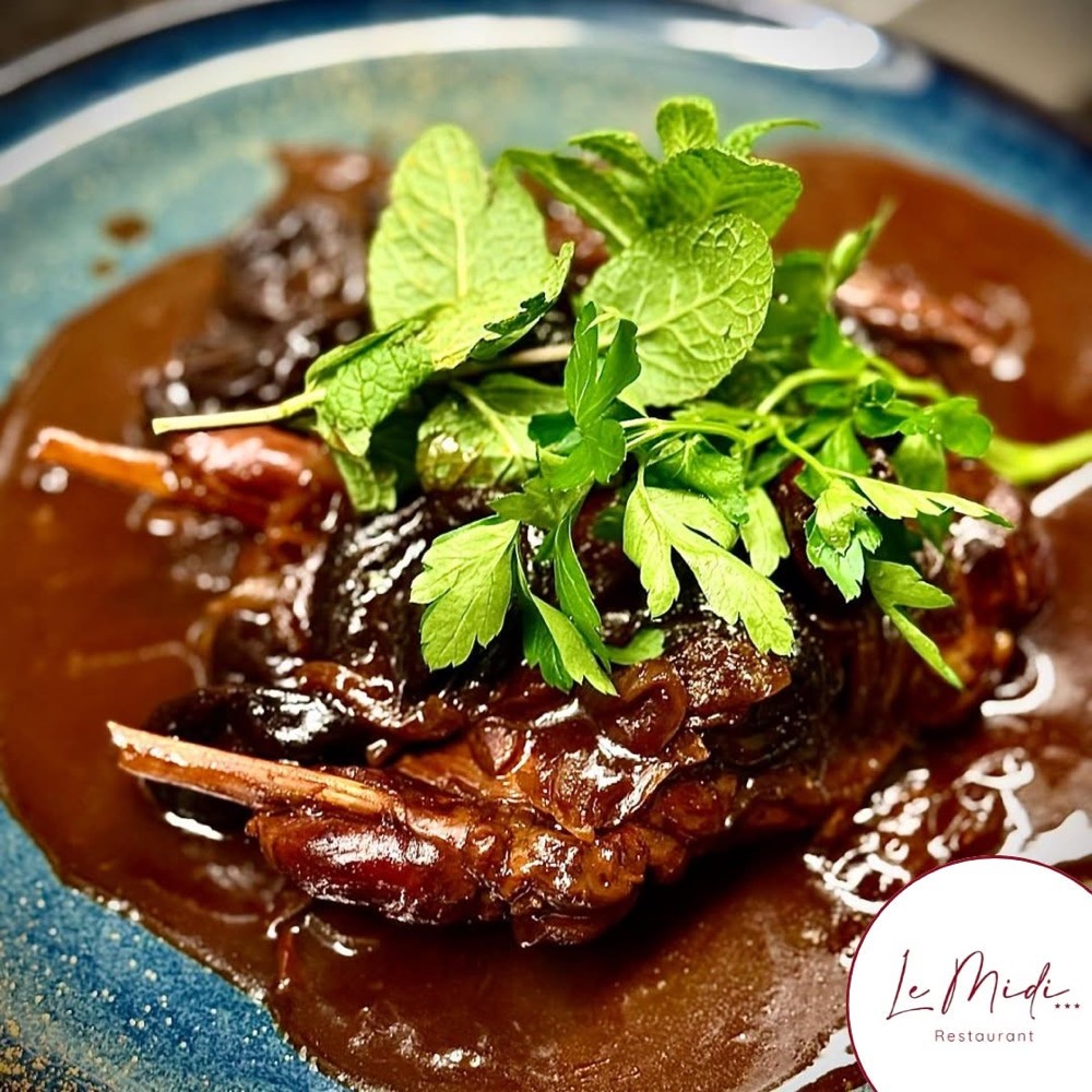 Plat mijoté généreux, classique de restaurant au Midi à Verviers