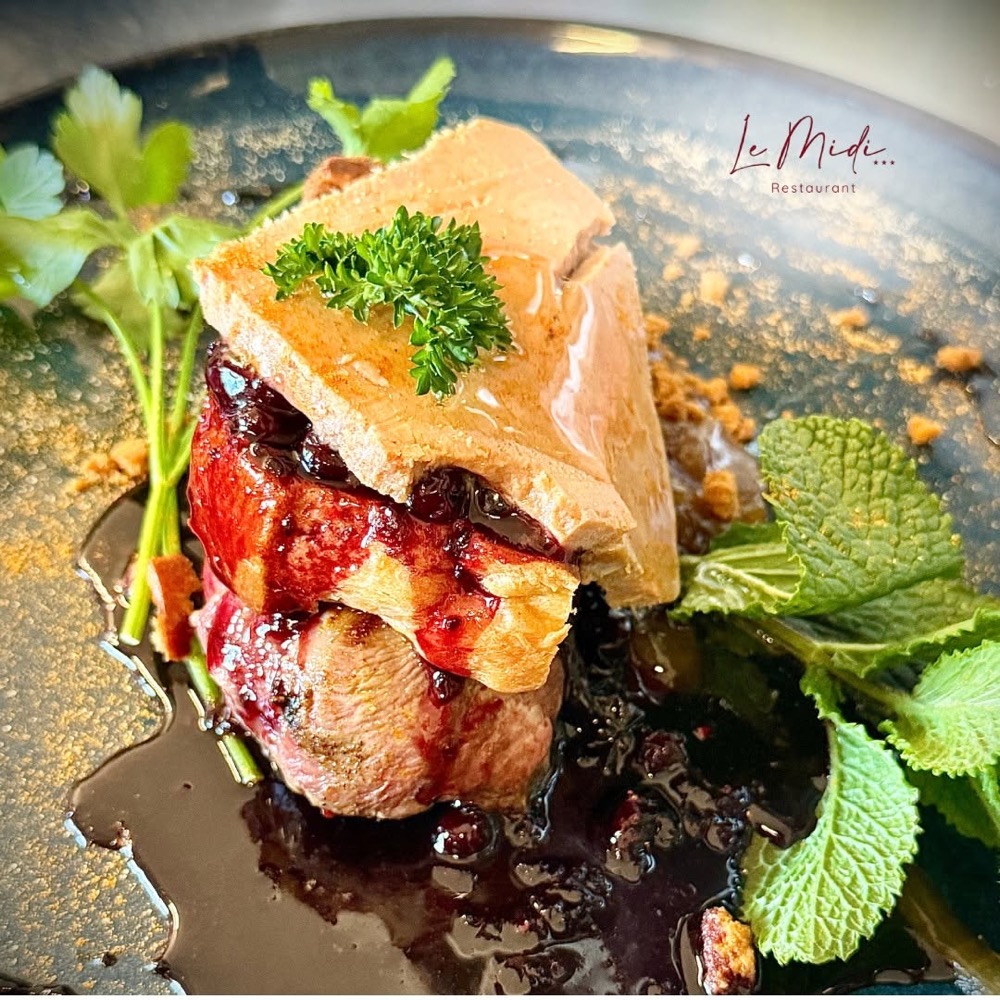 Foie gras poêlé et fruits rouges au restaurant Le Midi à Verviers